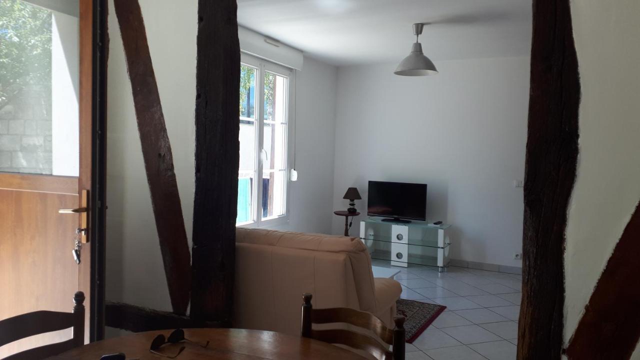 F4 Dans Maison Au Calme Pres Du Centre De Chalons En Champagne Eksteriør billede
